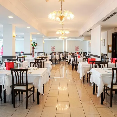 ホテル Corallo サン・ベネデット・デル・トロント