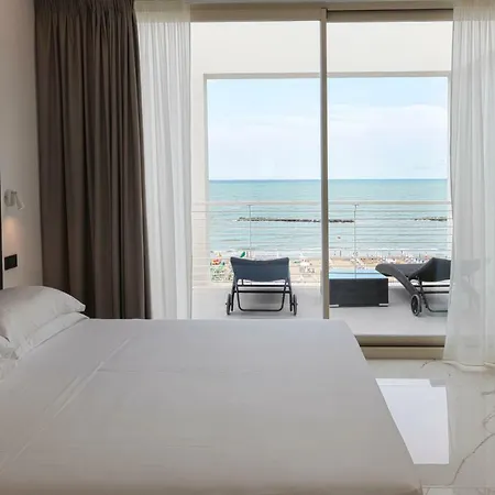 Corallo Hotel 4*