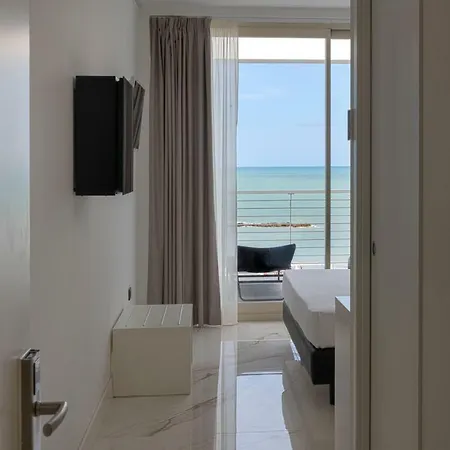 Corallo 4* San Benedetto del Tronto